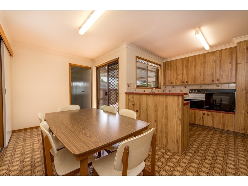 20 Arabian Street, Harristown QLD 4350