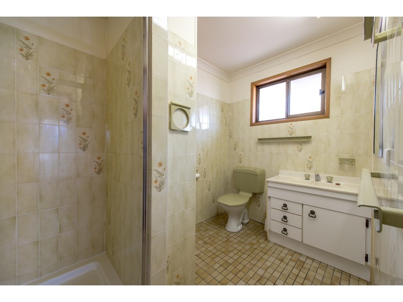 20 Arabian Street, Harristown QLD 4350