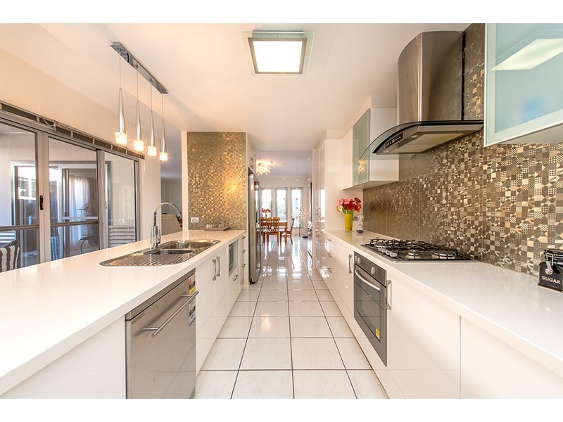 20/21 Andersson Crt, Highfields QLD 4352