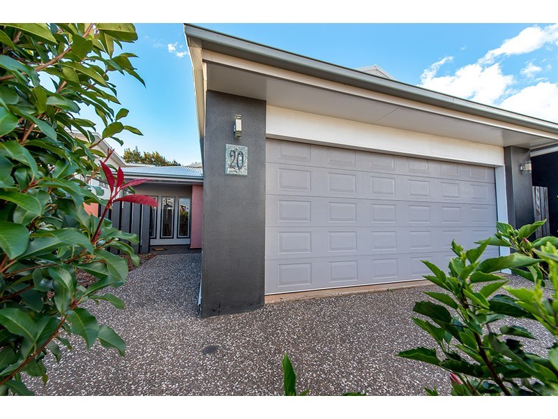 20/21 Andersson Crt, Highfields QLD 4352