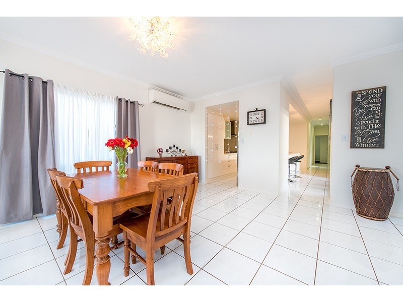 20/21 Andersson Crt, Highfields QLD 4352