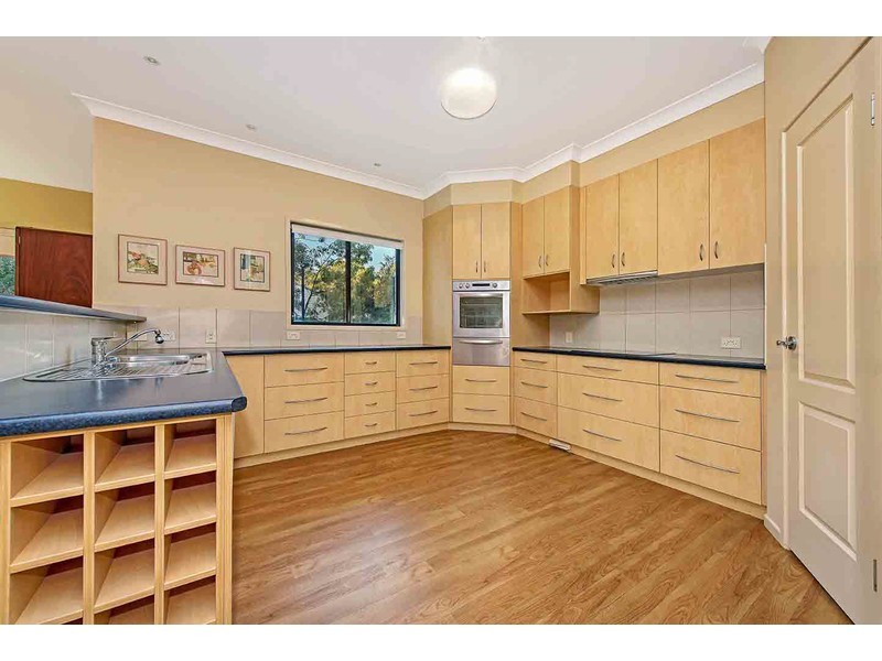 17 Rangeview Drive, Top Camp QLD 4350