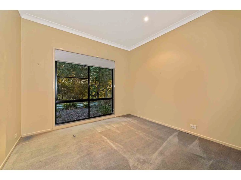 17 Rangeview Drive, Top Camp QLD 4350