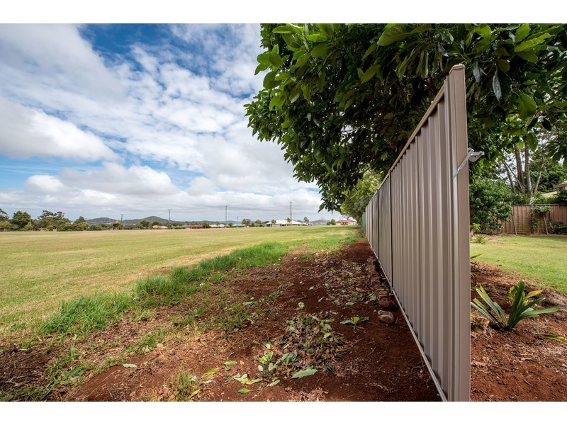 18 Bamboo Court, Darling Heights QLD 4350