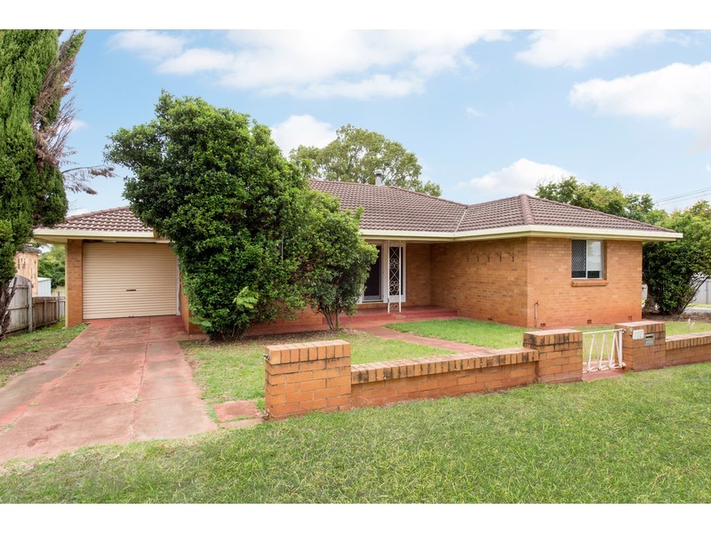 170 North Street, North Toowoomba QLD 4350