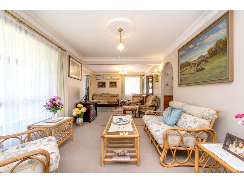 15 Armstrong Street, Wilsonton QLD 4350