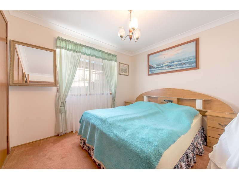 15 Armstrong Street, Wilsonton QLD 4350