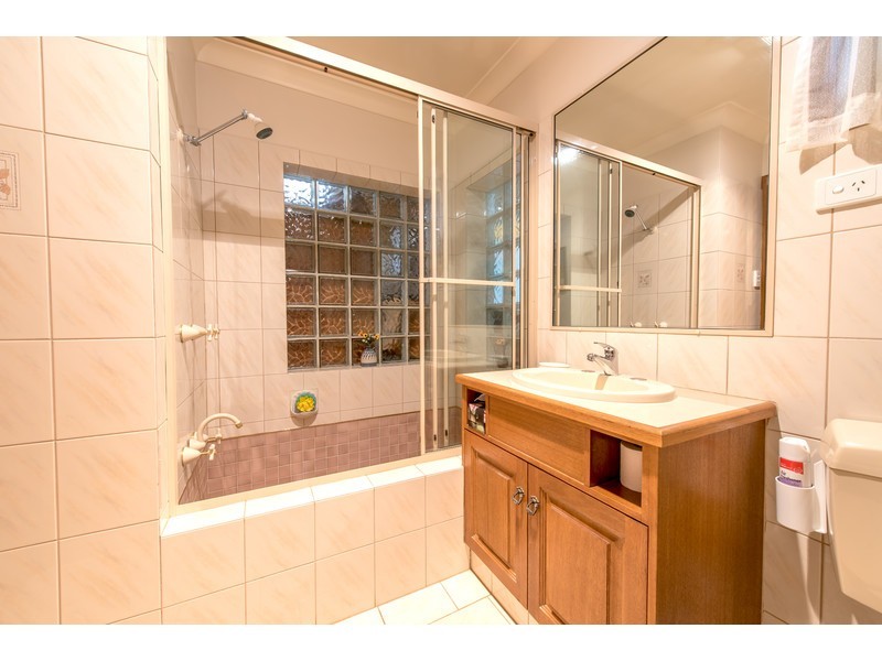 15 Armstrong Street, Wilsonton QLD 4350