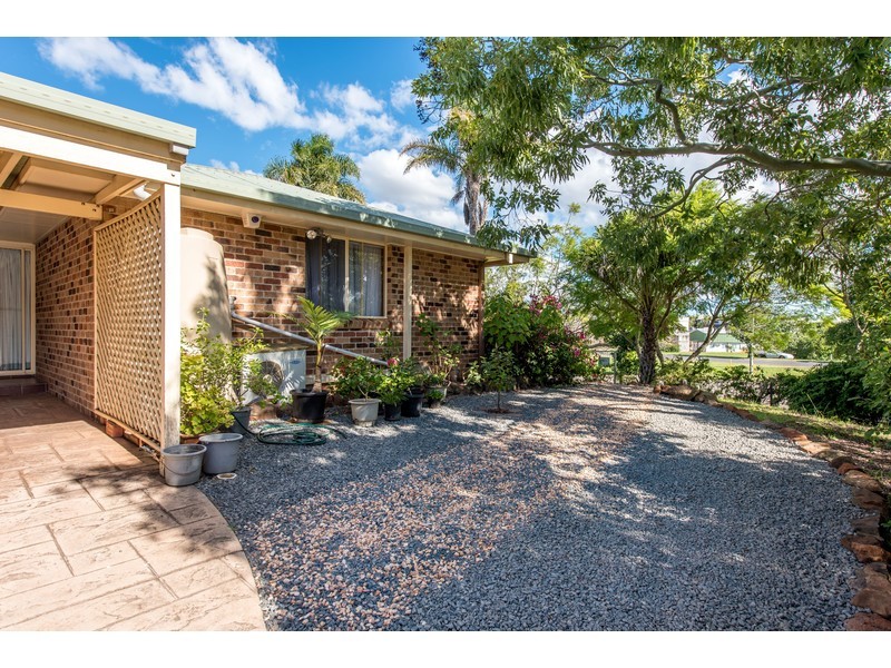 15 Armstrong Street, Wilsonton QLD 4350
