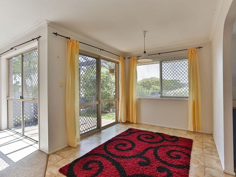 35 Horrocks Crescent, Kearneys Spring QLD 4350