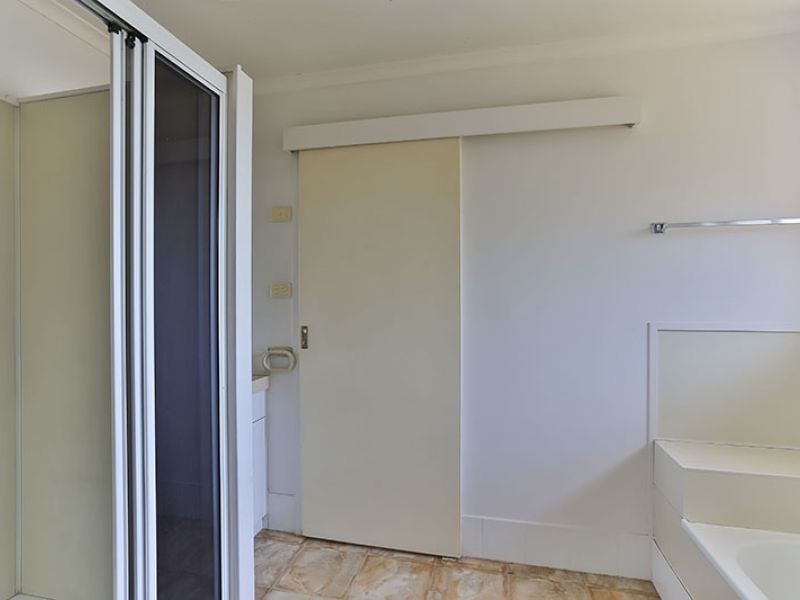 35 Horrocks Crescent, Kearneys Spring QLD 4350