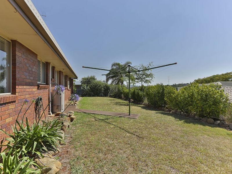 35 Horrocks Crescent, Kearneys Spring QLD 4350