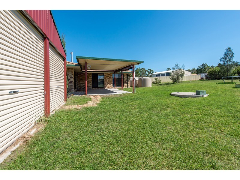 70 Phipps Drive, Meringandan West QLD 4352