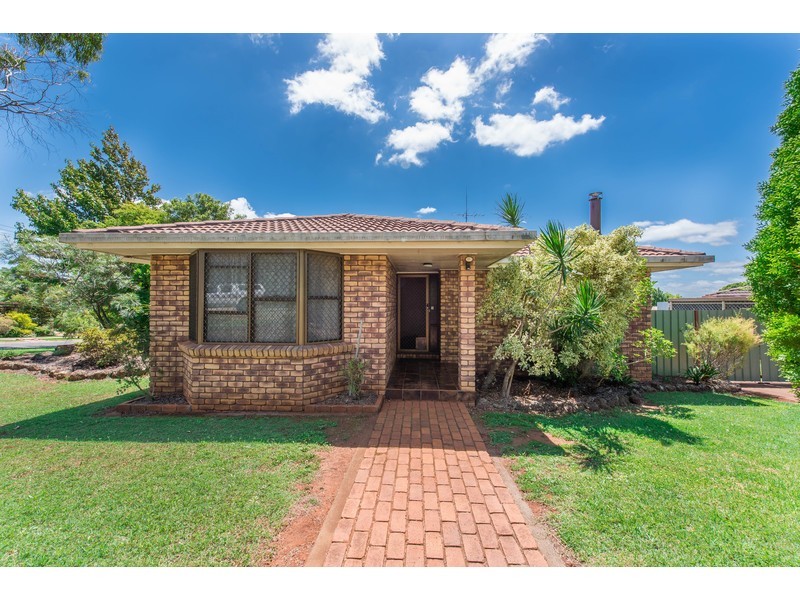 43 Champagne Crescent, Wilsonton Heights QLD 4350