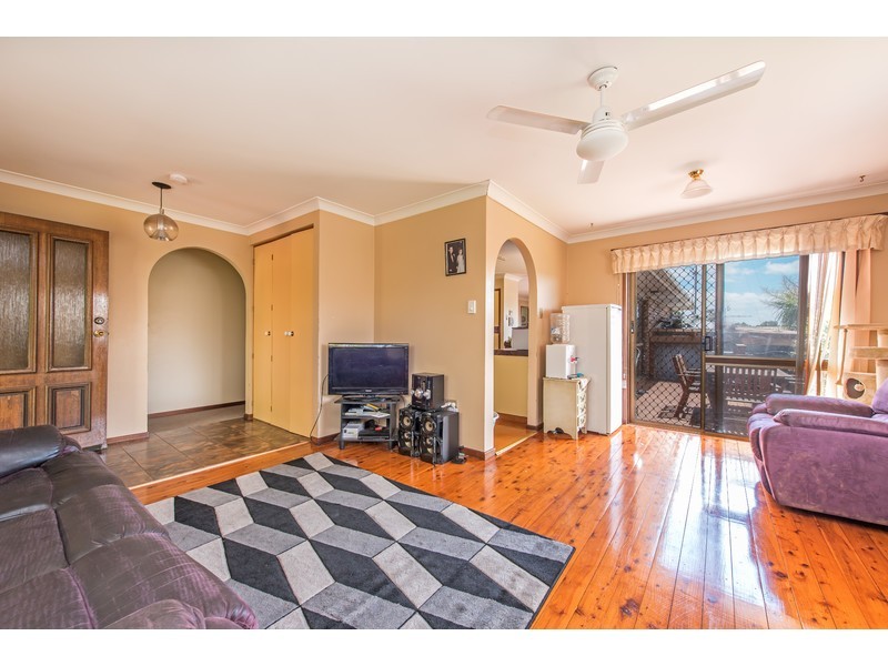 43 Champagne Crescent, Wilsonton Heights QLD 4350