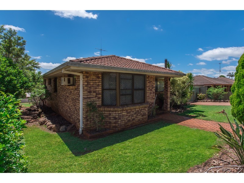43 Champagne Crescent, Wilsonton Heights QLD 4350