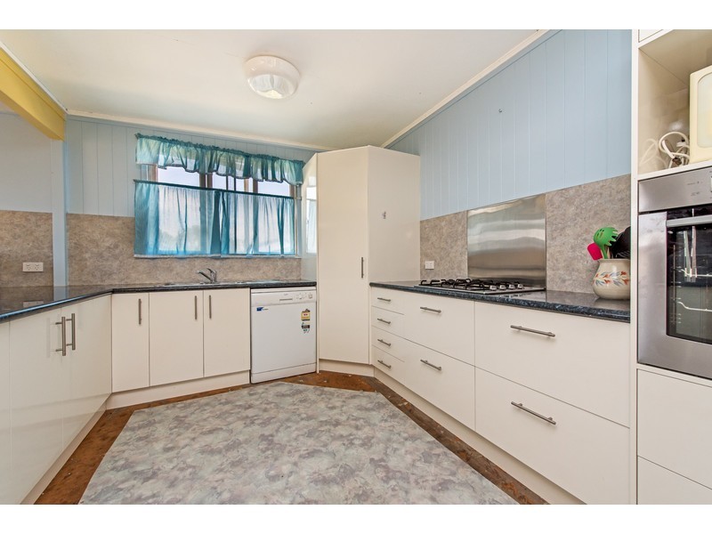 68 John Street, Goombungee QLD 4354