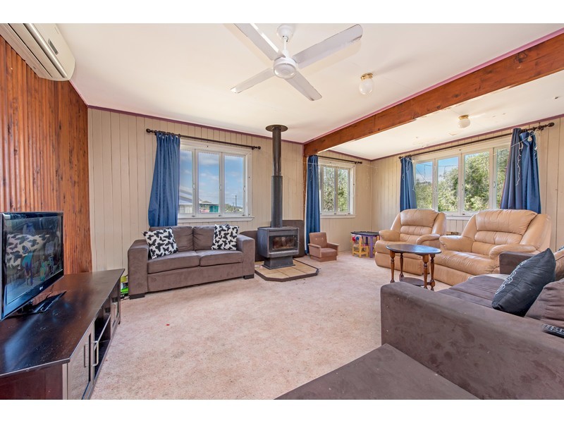 68 John Street, Goombungee QLD 4354