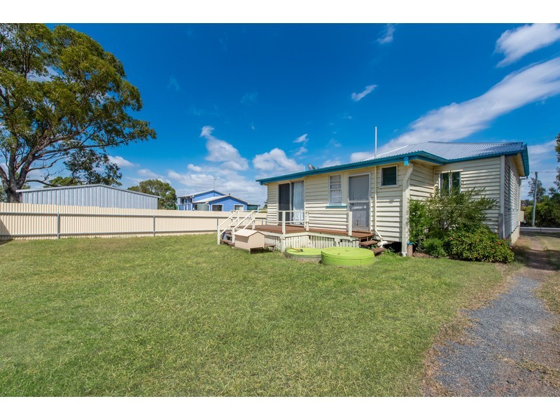 68 John Street, Goombungee QLD 4354