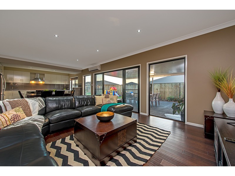 1 Owl Court, Kleinton QLD 4352