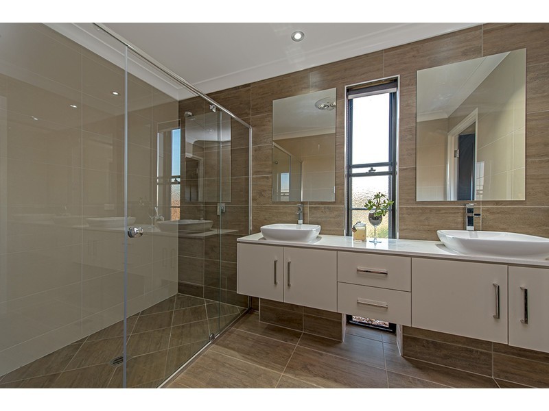 1 Owl Court, Kleinton QLD 4352