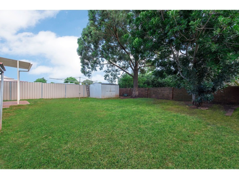 8 Blake Street, Wilsonton QLD 4350