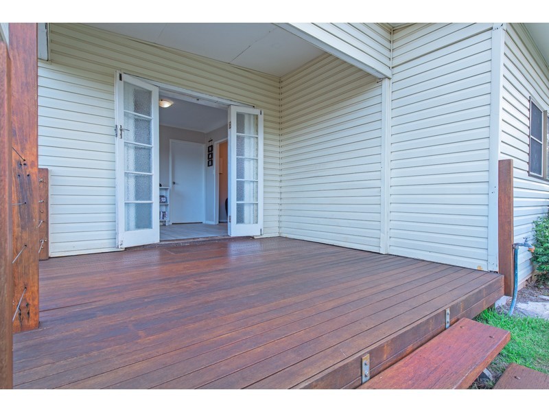 8 Blake Street, Wilsonton QLD 4350