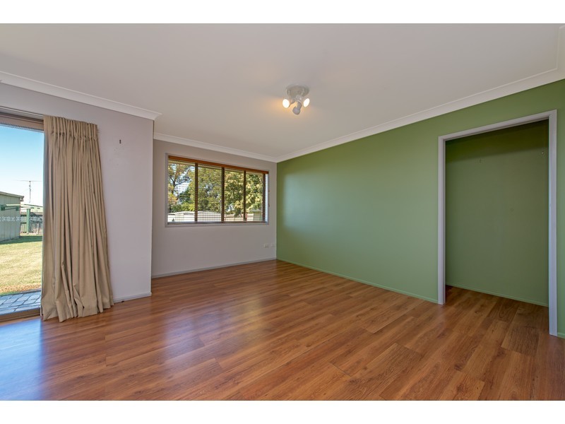 30 Stratford Drive, Wyreema QLD 4352