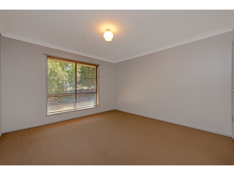 30 Stratford Drive, Wyreema QLD 4352