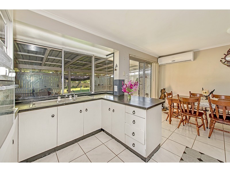 26 Cooke Street, Goombungee QLD 4354