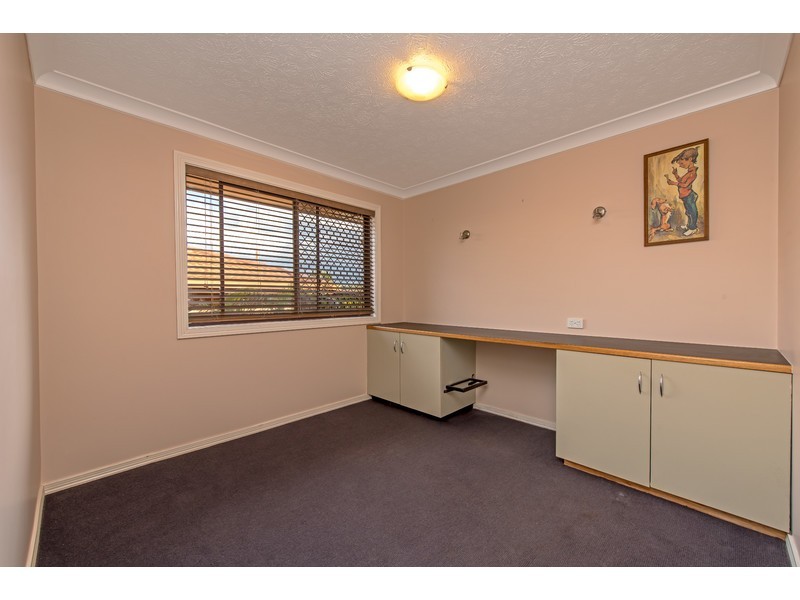 36 Agnes Street, Centenary Heights QLD 4350