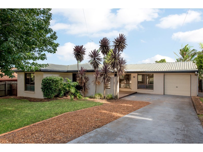 36 Agnes Street, Centenary Heights QLD 4350