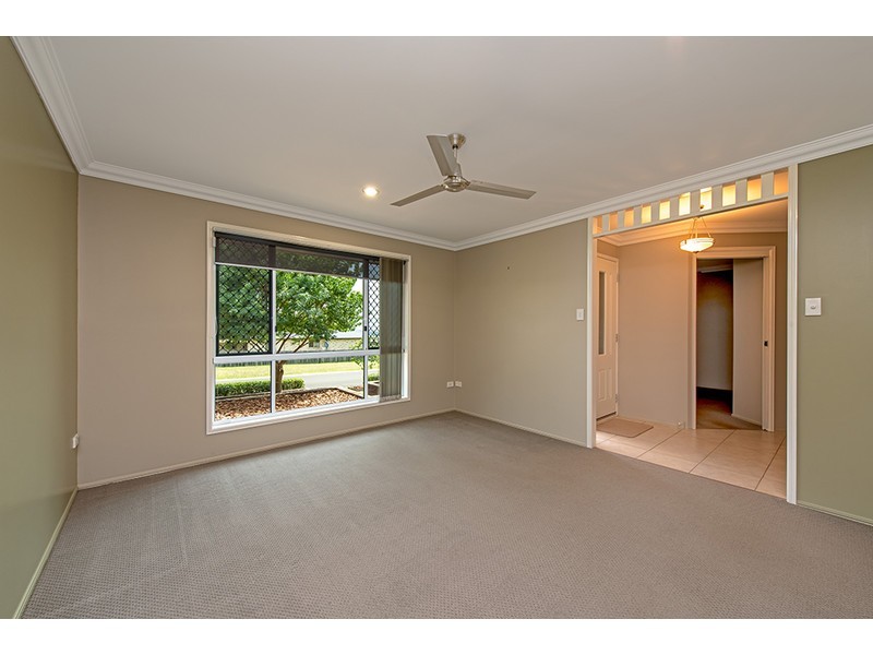 35 Currawong Drive, Highfields QLD 4352