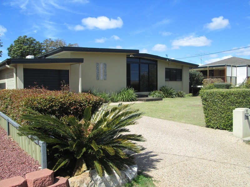 18 Rowbotham Street, Rangeville QLD 4350