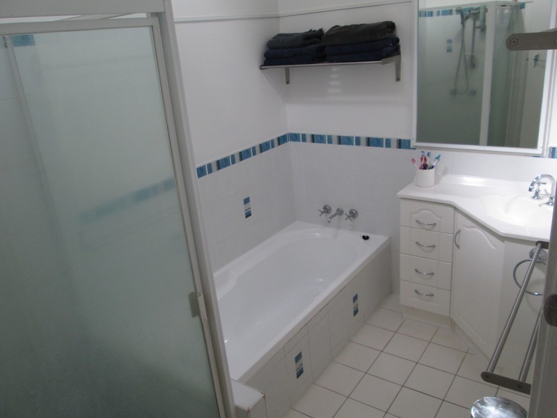 18 Rowbotham Street, Rangeville QLD 4350