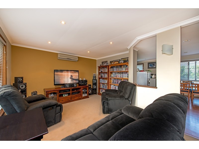 9 Jamieson Court, Darling Heights QLD 4350