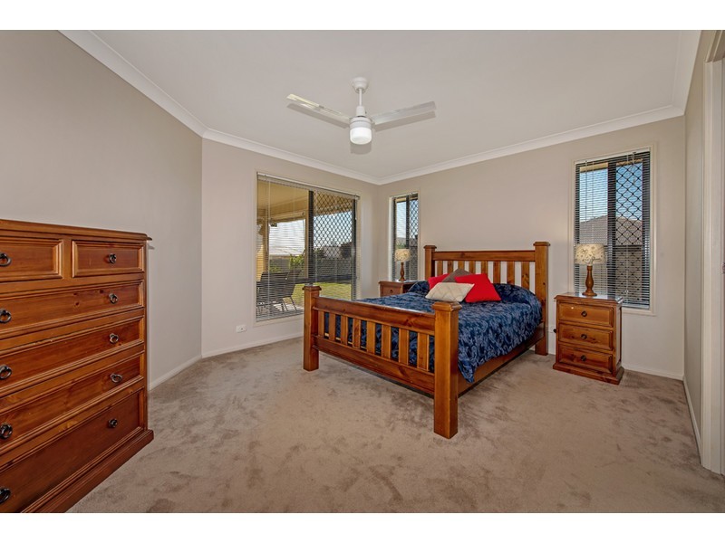 11 Woodville Court, Wyreema QLD 4352