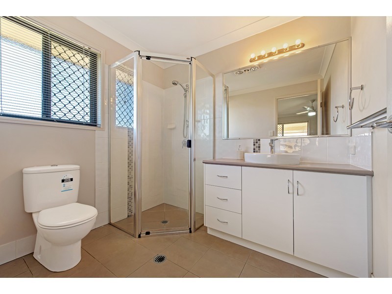 11 Woodville Court, Wyreema QLD 4352