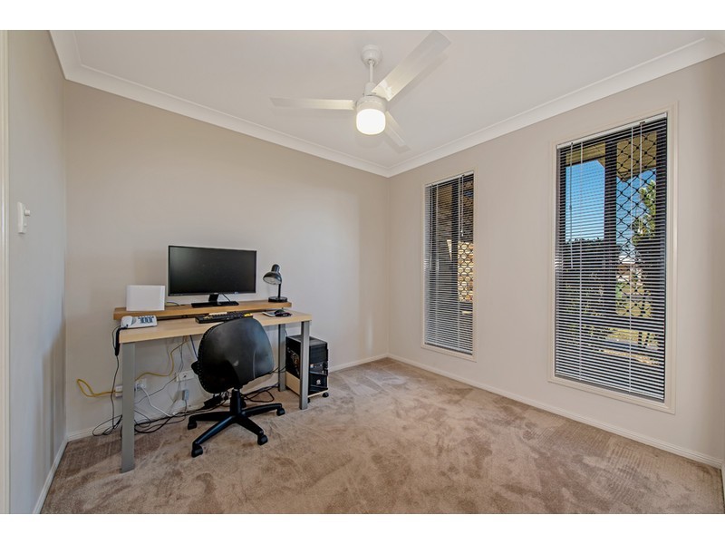 11 Woodville Court, Wyreema QLD 4352