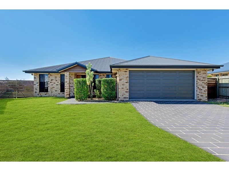 11 Woodville Court, Wyreema QLD 4352