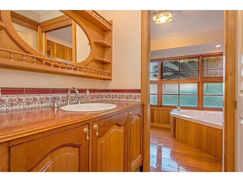 174 Perth Street, South Toowoomba QLD 4350