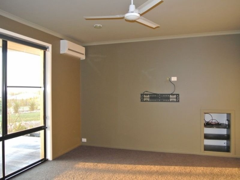 40 Trevean Drive, Highfields QLD 4352