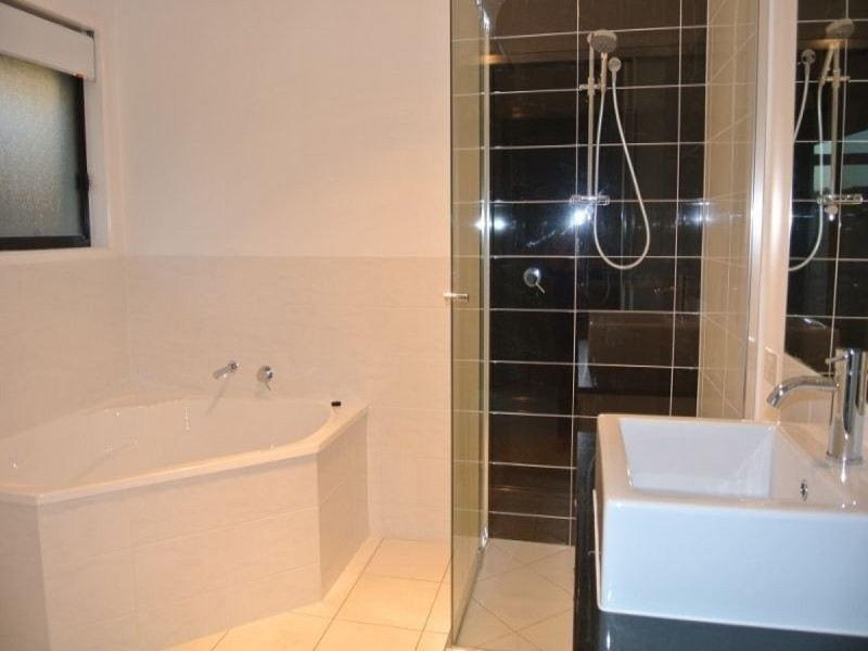 40 Trevean Drive, Highfields QLD 4352