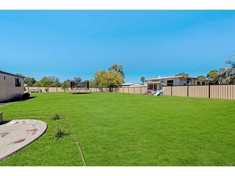 4 Peters Street, Goombungee QLD 4354