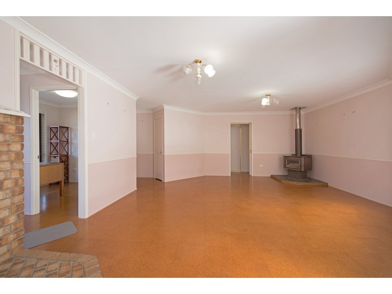 12 Belclaire Drive, Westbrook QLD 4350