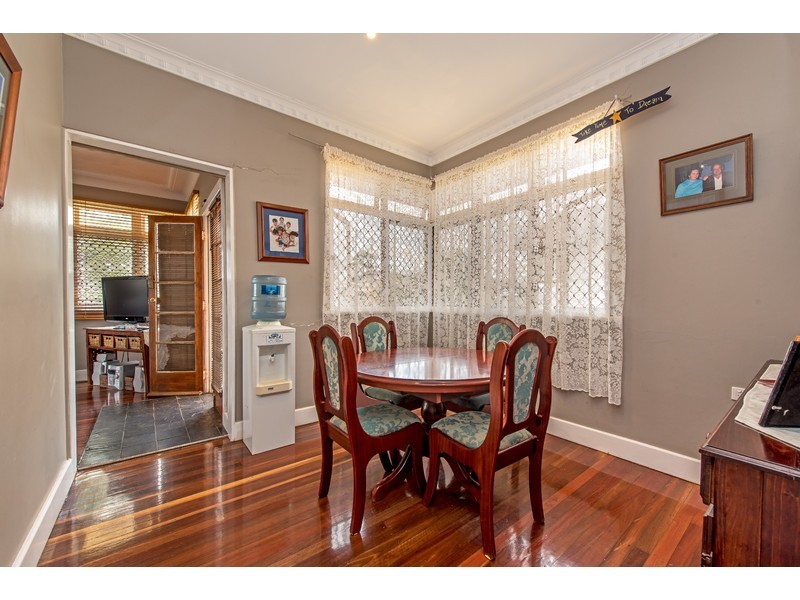 33 Priest Street, Rockville QLD 4350