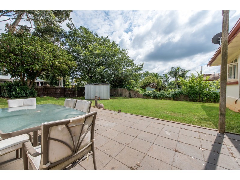 33 Priest Street, Rockville QLD 4350