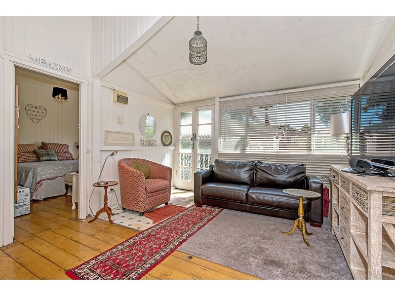 5 Bruntnell Street, Kearneys Spring QLD 4350