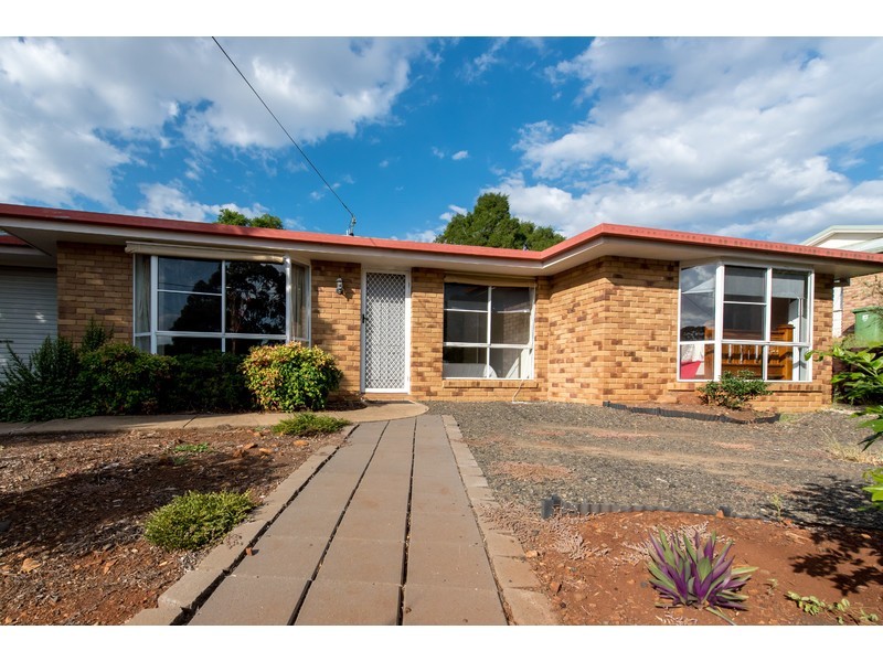 13 Bowden Court, Darling Heights QLD 4350