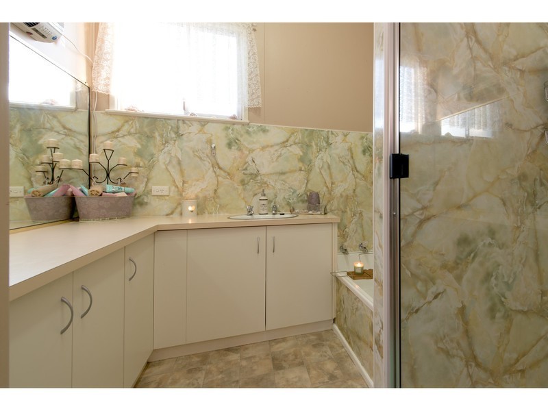 16 Northland Street, Newtown QLD 4350